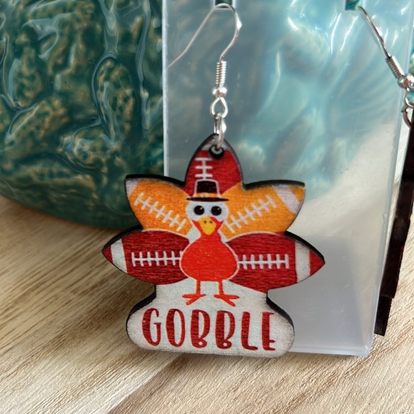 🛍️FOOTBALL GOBBLE GOBBLE EARRINGS - Picture 2 of 3